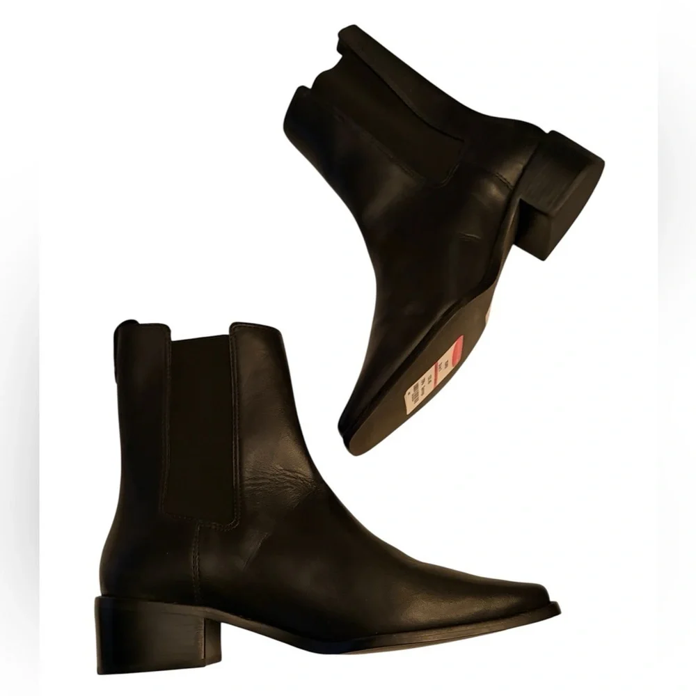 New!  Tory Burch Chelsea Leather Boots Size 9 M